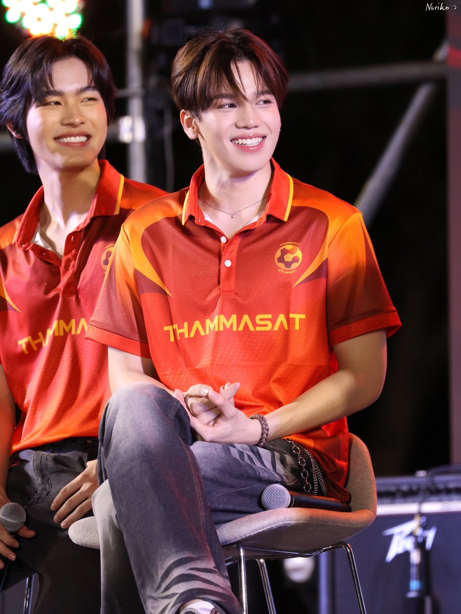 redv1olet's tweet photo. บัณฑิต tid glam มากเอางี้
#Nutanonts #FlukeNattanon
#TUTURN #CUTUBALL2024
#ฟุตบอลสานสัมพันธ์จุฬาธรรมศาสตร์
#TEAMTHAMMASAT https://t.co/CU6EaQRsdf