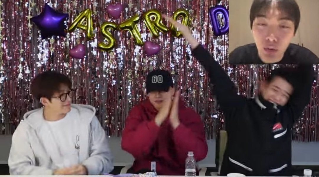 한 장면에 킬포가 몇개야ㅋㅋㅋㅋ
당황하는 은우와
엽사 찍힌 산하와
신난 명준이와

그걸 지켜보는 리..ㄷr ㅋㅋㅋ