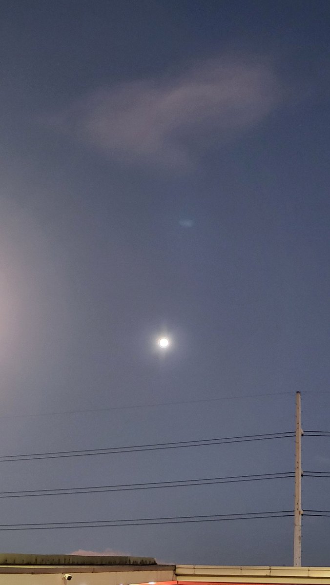 Happy 8th anniversary <a href="/offclASTRO/">ASTRO 아스트로</a>! We 💜 you!