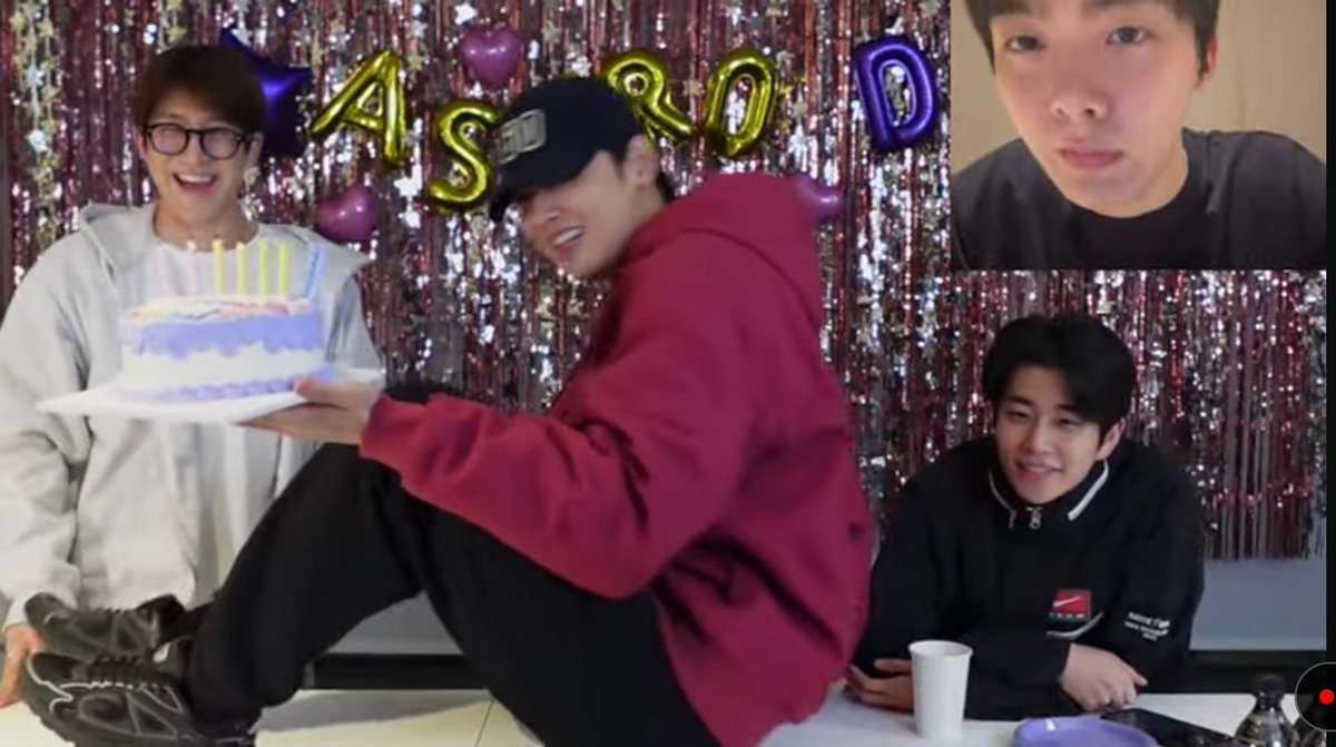 은우 적극적이야ㅋㅋ