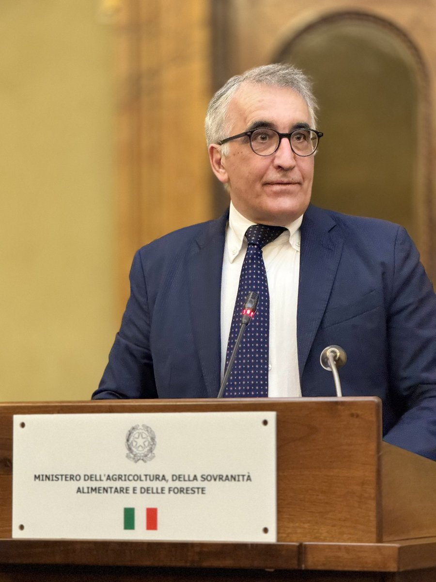 ZowartCreative's tweet photo. Presentato a Roma presso il #Masaf il nuovo standard di #certificazione #EQUIPLANET che attesta la conformità dell’organizzazione aziendale con gli Obiettivi di Sviluppo Sostenibile dell’Agenda ONU 2030, i requisiti ESG e la regolamentazione europea in materia di #sostenibilità https://t.co/x3tWCWoAKJ