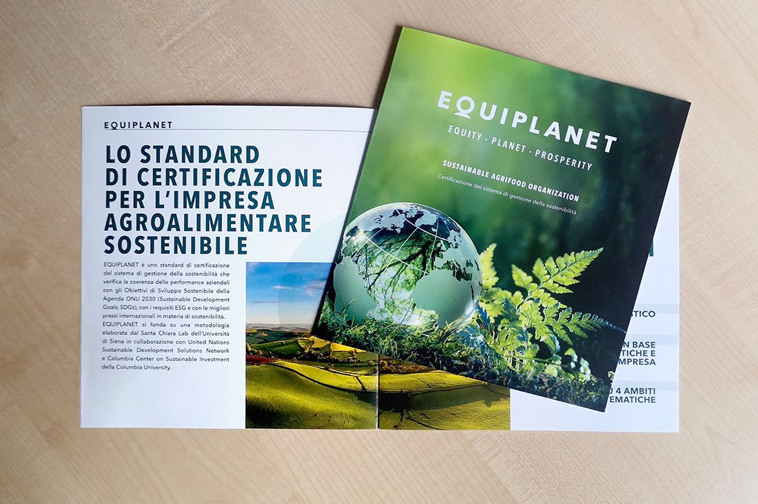 ZowartCreative's tweet photo. Presentato a Roma presso il #Masaf il nuovo standard di #certificazione #EQUIPLANET che attesta la conformità dell’organizzazione aziendale con gli Obiettivi di Sviluppo Sostenibile dell’Agenda ONU 2030, i requisiti ESG e la regolamentazione europea in materia di #sostenibilità https://t.co/x3tWCWoAKJ