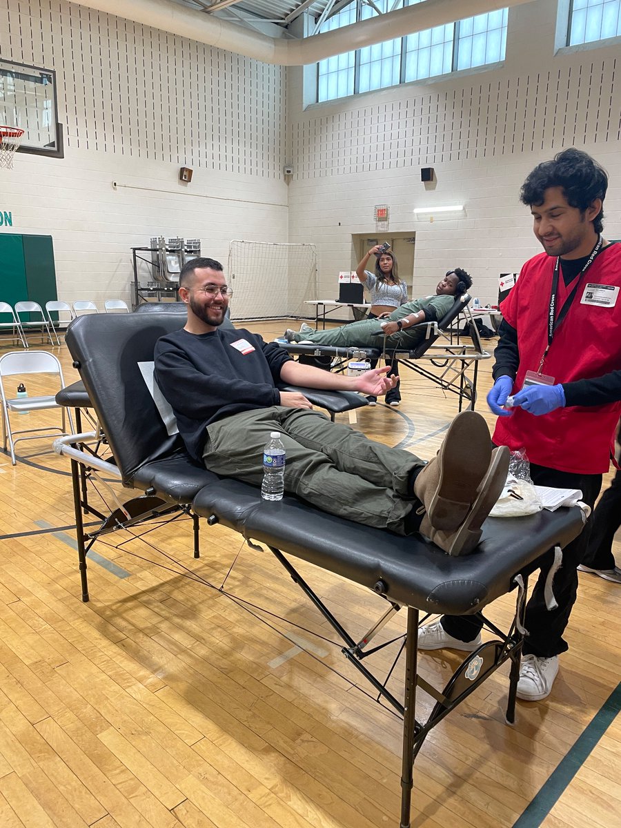 JFKAcademies's tweet image. Academy Teachers supporting the Health Professions Red Cross Blood Drive this morning 🩸 Come out to the small gym and donate today!