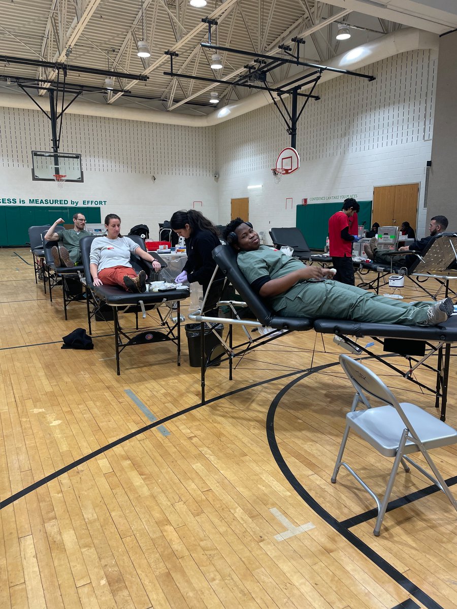 JFKAcademies's tweet image. Academy Teachers supporting the Health Professions Red Cross Blood Drive this morning 🩸 Come out to the small gym and donate today!