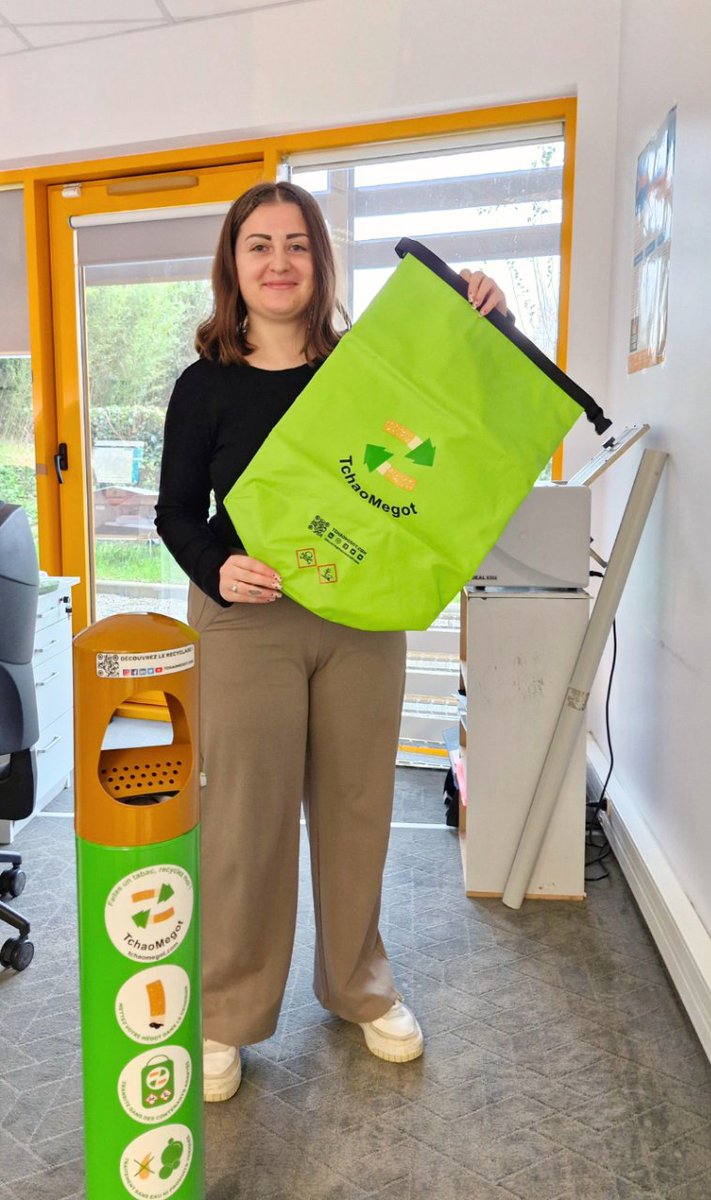 AdxGroupe's tweet image. Nous avons fait appel à TchaoMegot pour récupérer les mégots à l&apos;aide de cendriers ! L&apos;idée est de les transformer et les utiliser dans le textile (doudounes) ou dans des matériaux isolants pour le bâtiment.
#collecte #pollution #recyclage #ADXGroupe