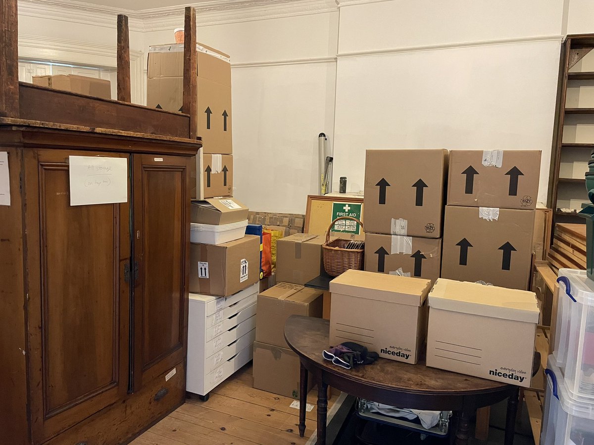 View from our window for the last week or so, lorries returning our items from storage. Great to be back in but still lots to do. Here is the herbarium and the former lecture room. #slbi #cominghome #reunited #movingin #tulsehill #botanicgarden #citygarden #urbangarden