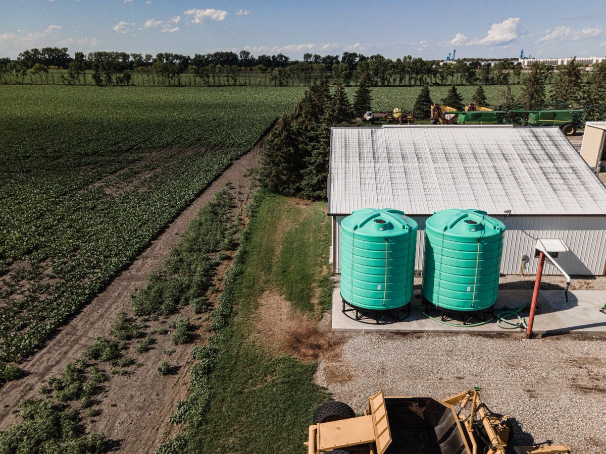 Enduraplas's tweet photo. Save every last drop for your fields 🚜💦
#AgricultureTanks #FarmStorage #TankSolutions #WaterStorage #LiquidFertilizer #TankMaintenance #FarmInfrastructure #TankDesign #AgWaterManagement #TankInnovation #Enduraplas #EngineeredForEndurance https://t.co/TLL0jIf3nz