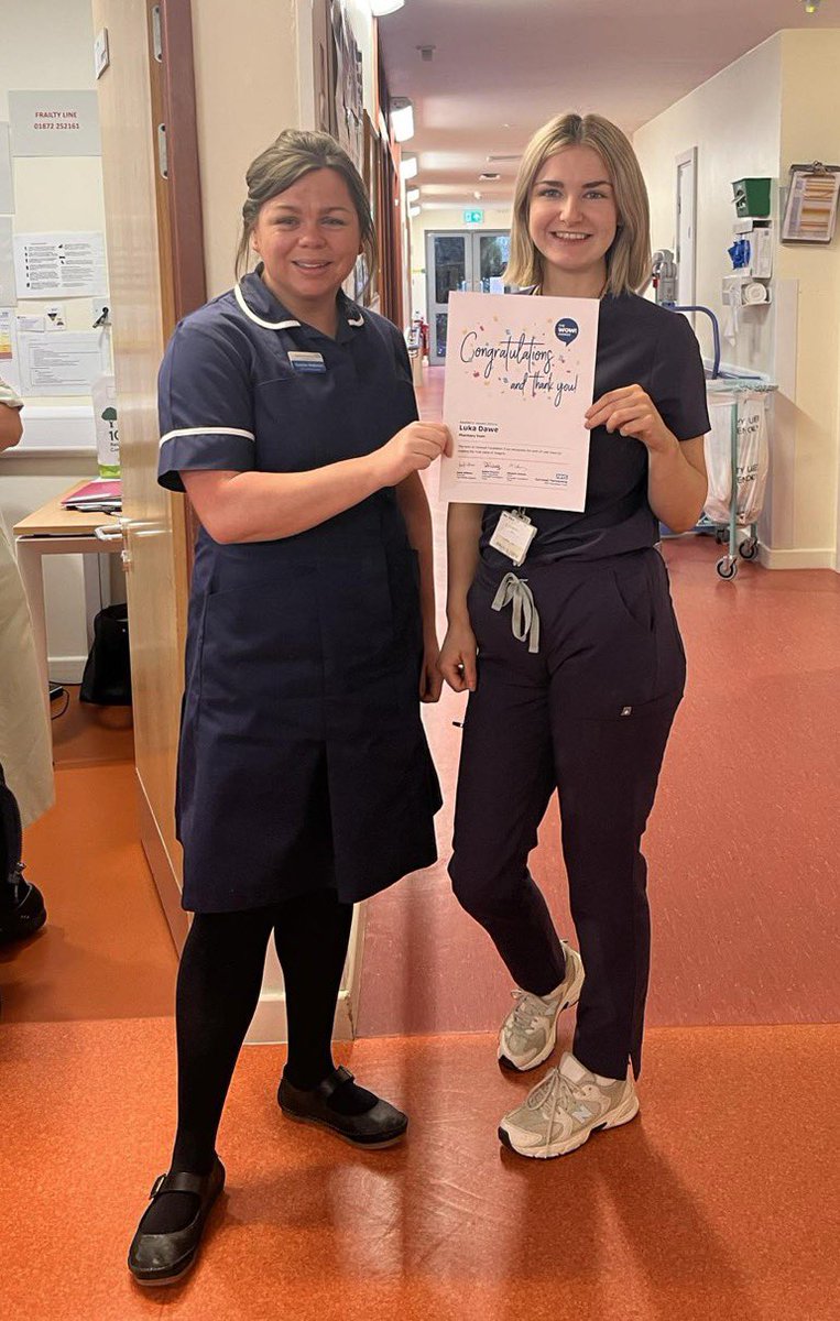 #bodminCATU would not be able to run without our fabulous MDT! And Luka our pharmacy tech is a vital piece of this MDT! Here she is with ward manger Yazmin receiving a <a href="/thewowawards/">The WOW! Awards : Employee Recognition Programmes</a> which she definitely deserves with all the hard work she puts in <a href="/CornwallFT/">Cornwall Partnership NHS Foundation Trust</a>