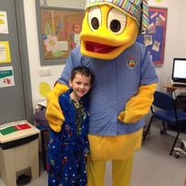 giveaduck_uk's tweet photo. 🥳🎗️ Today marks 7 years cancer free for Harry🎗️🥳
❓Did you know? Harry is the boy with Chemo Duck in the Give A Duck charity logo!
🌟 Keep shining bright Harry!
🤩 We're so proud of you.
#GiveADuck #childhoodcancer #chemoduck #endoftreatment #ourstory https://t.co/N9araAfq7g