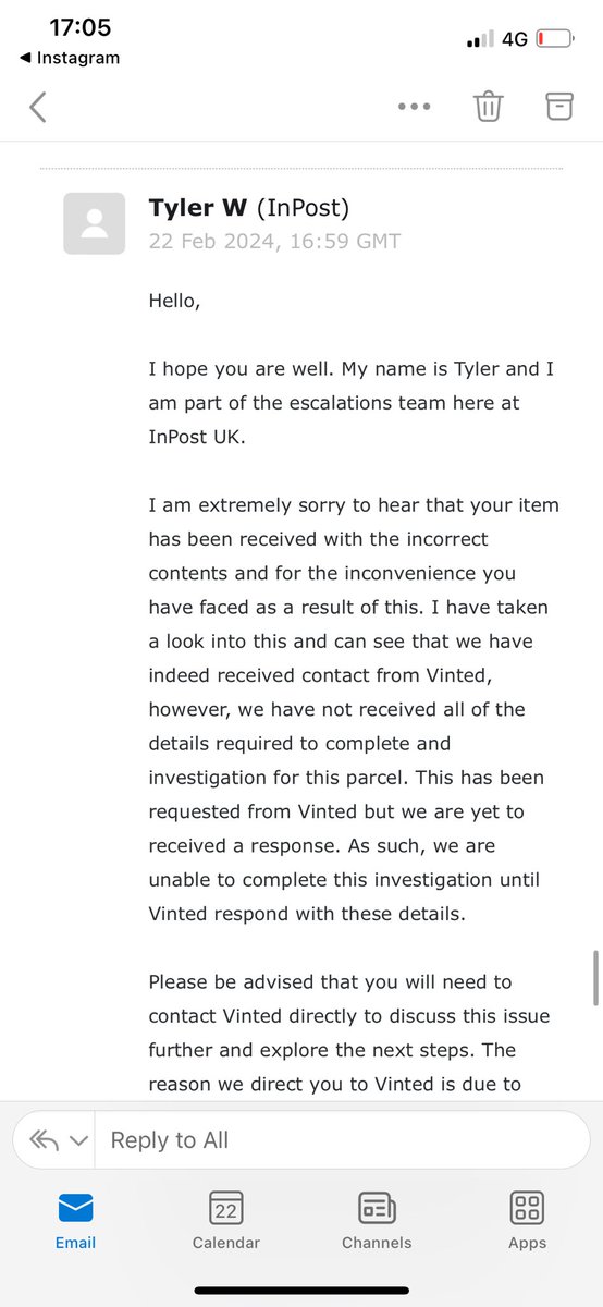 CalliGilbert's tweet photo. @vintedUK read this - and give me the money you have stolen from me https://t.co/dk0XHHqRhv