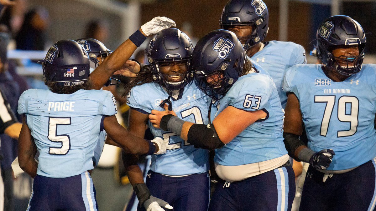 QE3FromTheVA's tweet photo. Christmas in February?! Let’s go! #DominionOverAll #ReignOn @EASPORTSCollege 🦁👑💙🏈 https://t.co/D3ATB0m2U5