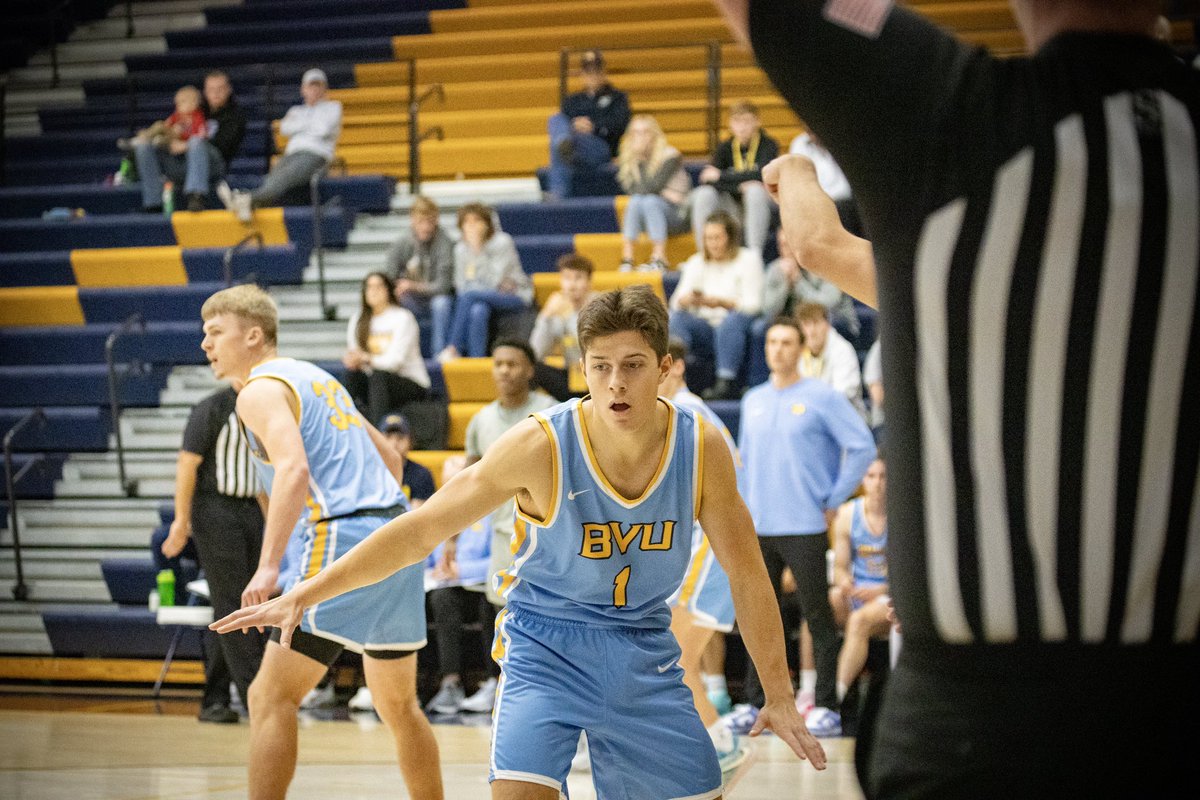 We wanted to give a shoutout to our seniors! This group did a lot over their 4 years and made it to 2 conference tournament championship games! 

#BeaversBuild