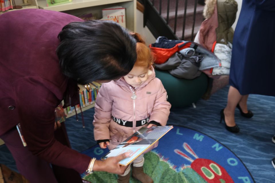 Back in #NewBritain with <a href="/unitedwayinc/">United Way of Central and Northeastern Connecticut</a> to celebrate the success of <a href="/dollyslibrary/">Imagination Library</a> 

I secured $150K in funding for this literacy program. 300 families have enrolled to have books sent to their home. Early investments can be extremely impactful on the long-term success of children