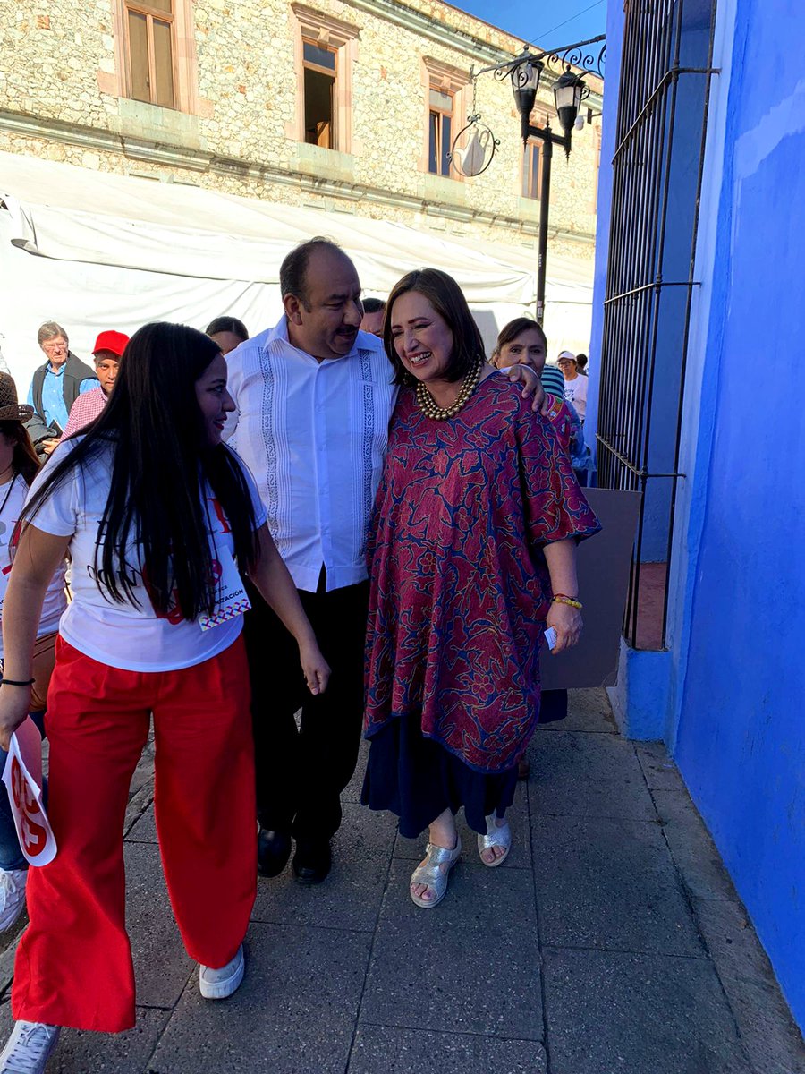¡Feliz cumpleaños estimada  <a href="/XochitlGalvez/">Xóchitl Gálvez Ruiz</a>! Que sea un gran día lleno alegría y felicidad. Te envio un fuerte abrazo y estoy seguro que con #FuerzaYCorazón tu deseo se cumplirá. ¡Muchas felicidades! 🎂

#XochiltGalvezPresidenta2024 
#MéxicoVaConX 🇲🇽