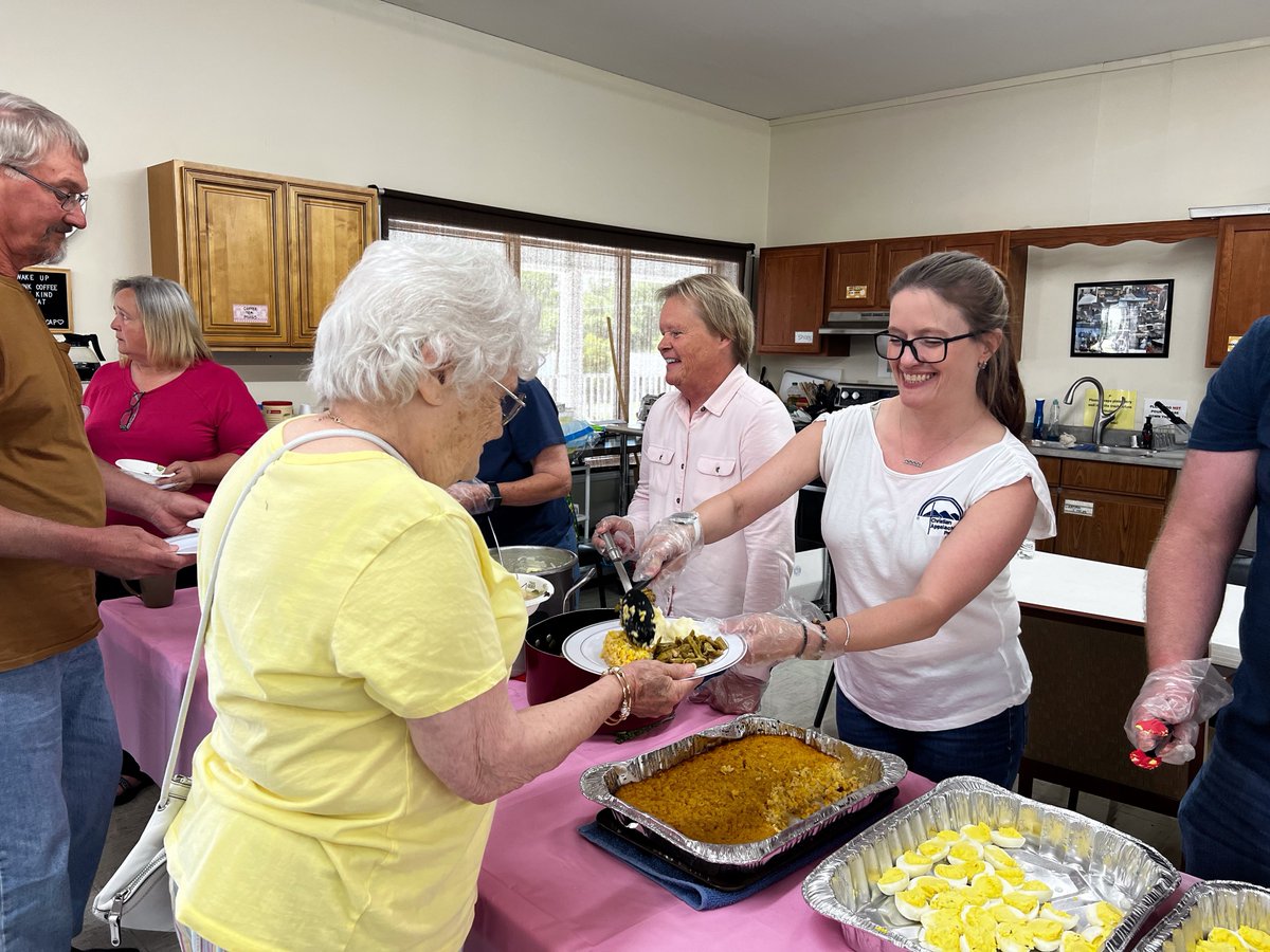 ChrisAppProj's tweet photo. CAP is so grateful for all of our amazing donors, employees, and volunteers who work tirelessly to build hope, transform lives, and share Christ's love through service in Appalachia. #WeAreCAP #Impact https://t.co/fXtvHOcLGF