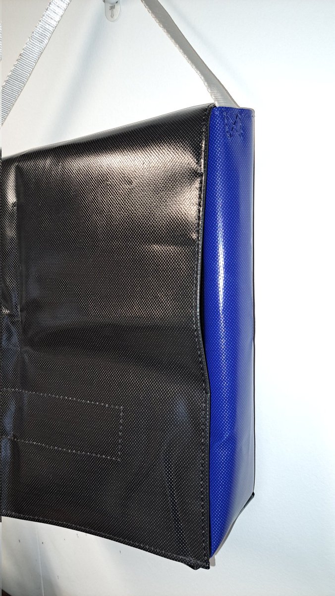 talkintack's tweet image. In this weather you need to be tough, durable an waterproof... 
A bit like our Kitbags! 
talkintack.com/product-page/k…