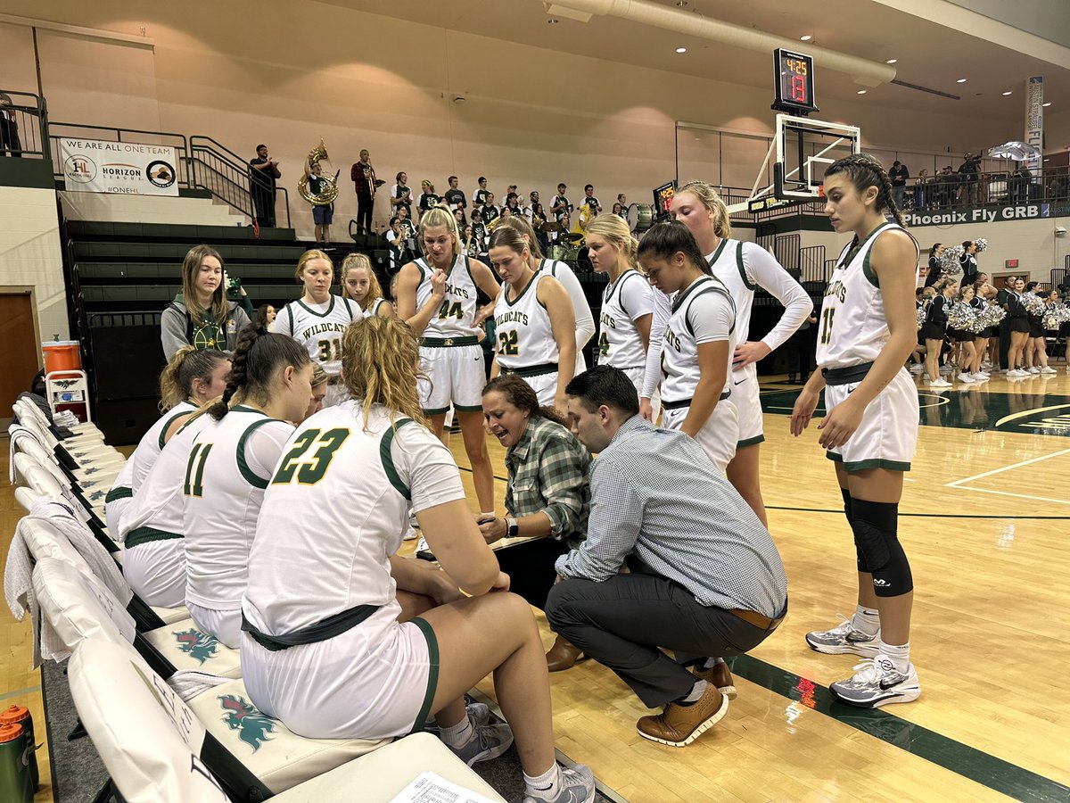 Casey_Ford33's tweet photo. Happy #DIIDay to the teams I currently cover: @NMUMensBBALL & @NMU_WBBall. Good luck tonight as we take on SVSU! #GoCats #ShareNMU #DoWork #FinishYourStory
@CoachThousand @coach_jsweeney @MattMajkrzak @Keil_ganz https://t.co/7tHrEoM9P3