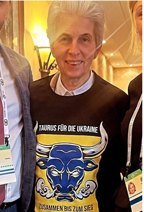 Massenabmahnungen mit Hilfe der Staatsanwaltschaft: die dubiosen Geschäfte und Nebeneinkünfte der "Kriegstreiberin" Strack-Zimmermann (22.02.2024)
haintz-legal.de/blog/detail/ma… 
Marie-Agnes Strack Zimmermann (MdB für die FDP und Rüstungslobbyistin und X-Aktivistin) ist zurzeit offenbar