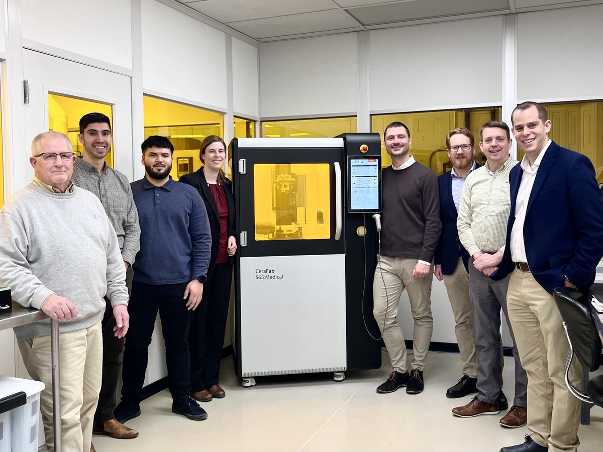 himedbio's tweet photo. As part of our strategic #research partnership, Himed & #Lithoz met this week to discuss engineering better #3Dprinter #bioinks for #bonerepair using bioactive #hydroxyapatite and #bTCP. Weโre excited by the regenerative potentials of #bioceramics for #orthopedic applications! https://t.co/oQysdqdhnP