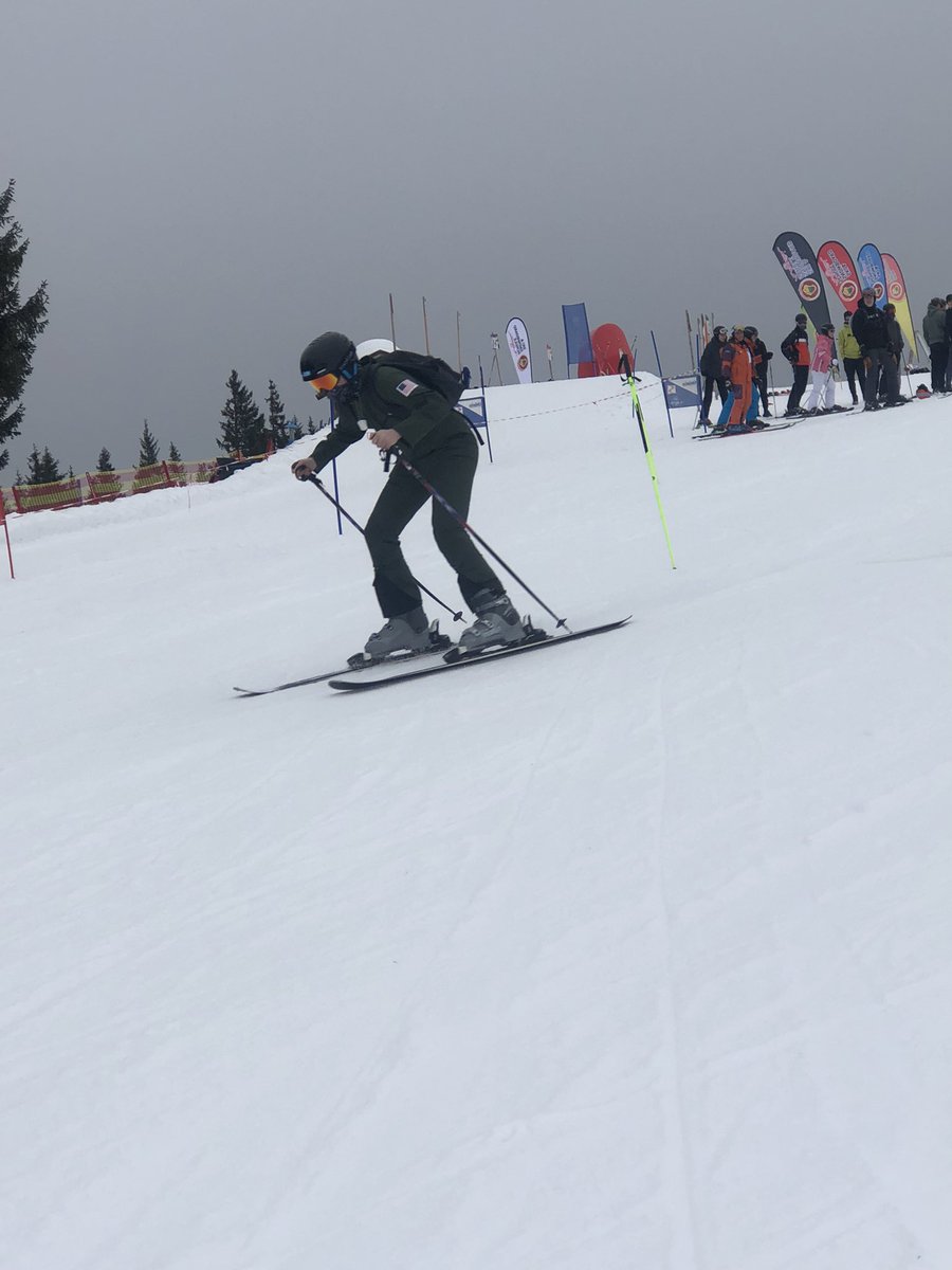 RhsSki's tweet photo. Race day! https://t.co/6RhdFr00wj
