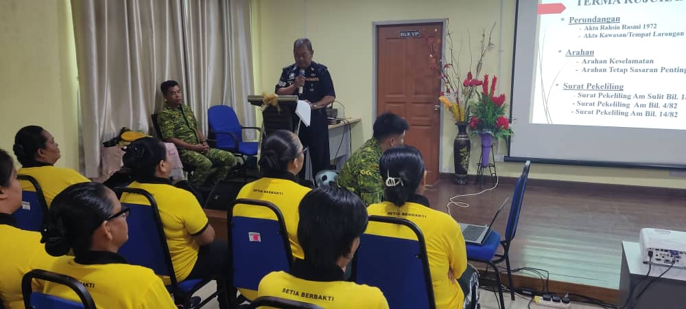 RELA Daerah Pakan tweet media