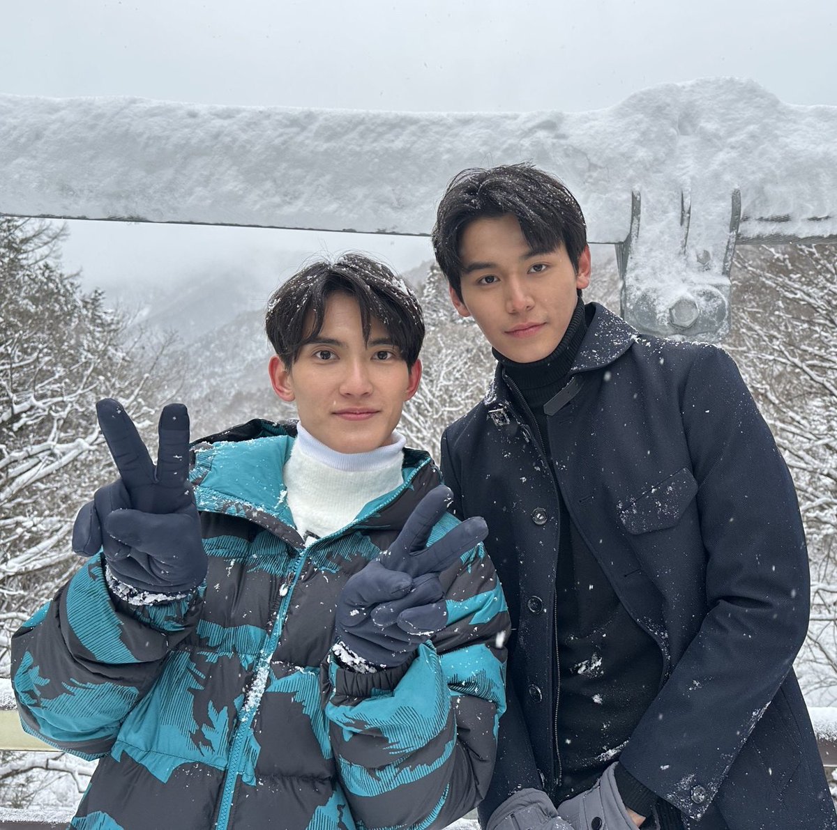 salmisbb's tweet photo. Omg can't believe how fast the time goes.
4 years of JaFirst, I've been with them since 2021 and even though I'm a bit far from fandom and interactions, they will always have a very special place in my heart 💚🧡
Once Domjiw, always Domjiw 🐻🐱
#4thyearwithJaFirst https://t.co/6NvMbAxMUI