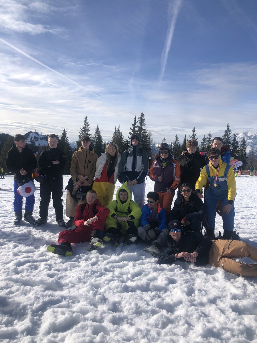 Successful day skiing 💪🏻now for pizza night…