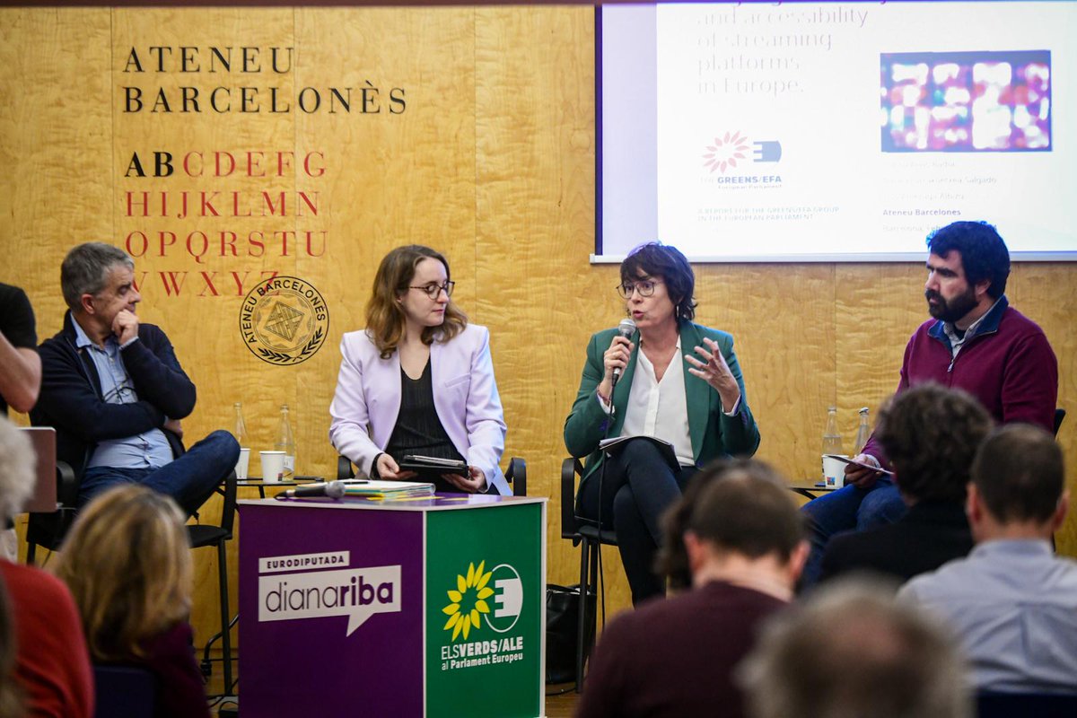 DianaRibaGiner's tweet photo. Engeguem la presentació de l'informe sobre #diversitatlingüística a les plataformes streaming a l'@ateneubcn.  Obro fil amb les intervencions més destacades 👇 https://t.co/7nNvjGMyhj