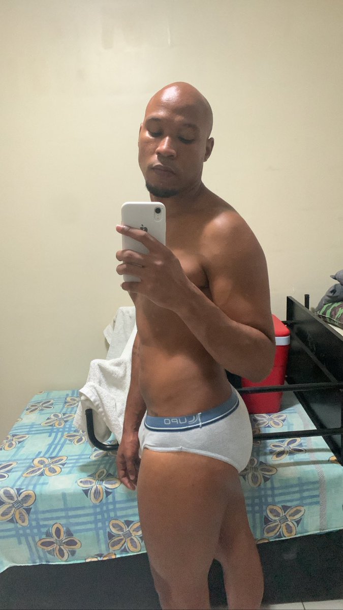 Mdriiano's tweet photo. Será que tá ficando bom ? Kkk https://t.co/raOPOmQmm1