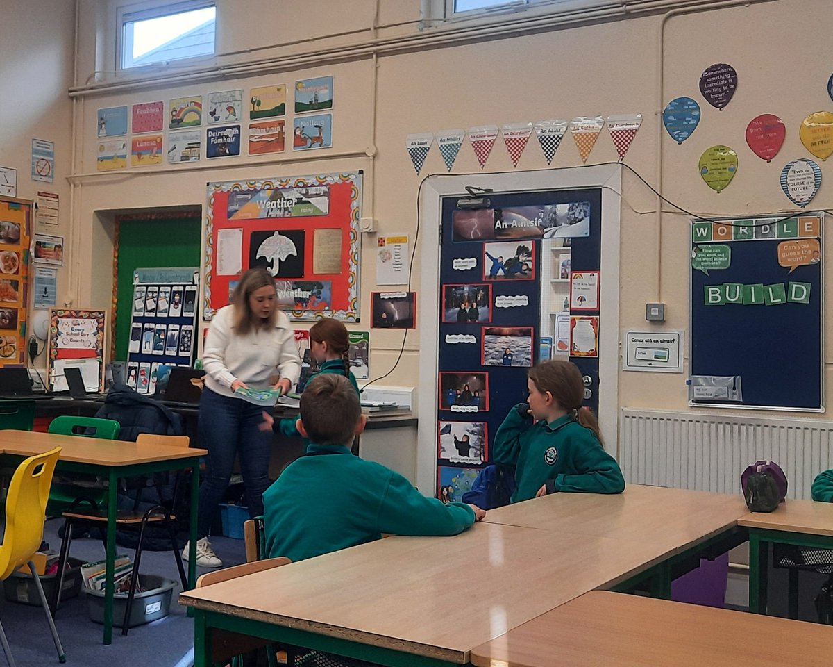Huge thank to Teresa from @JA_Irl for delivering Lesson 1 of our Junior Achievement programme. Pupils thoroughly enjoyed discussing the topics of climate change and the circular economy.