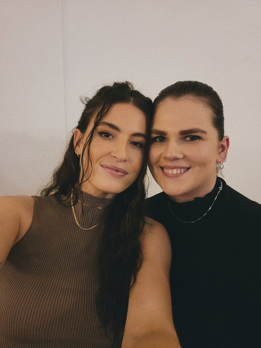 kweenLaura's tweet photo. Once in a lifetime experience. It was really magical. 🥹🤍 so so grateful. 

long story short: CRUSH me 🫂
@findingfletcher https://t.co/544z5f4b4b