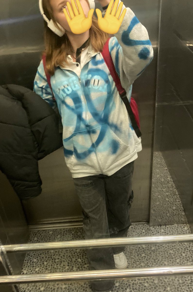 bugun ani olsun diye hirkamk boyadim ins annem gormez