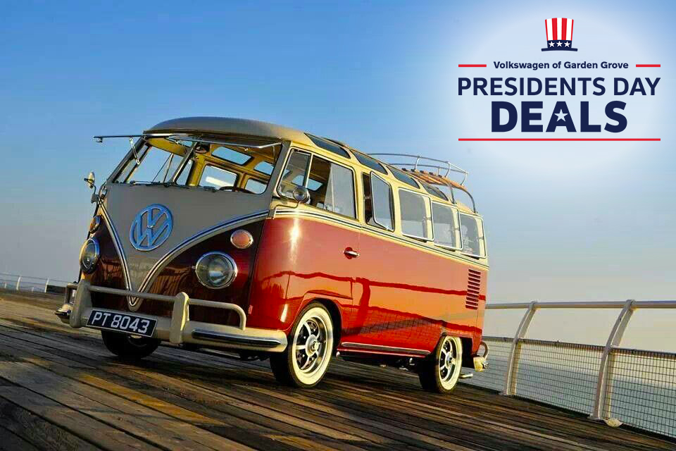 The Classics : Red , White and Blue 

#ThrowBackThursday #PresidentsdayDeals #VWBus #VWGardenGrove #VW #VWVintage #classiccar #tbt