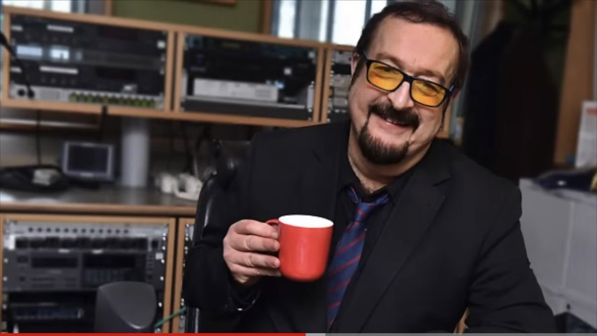 davemasontv's tweet photo. Hello Friday eve’ers. Tomorrow 2-5pm on my show @RadioBathDAB, a celebratory tribute to #SteveWright, including producers, contributors and @smileymileyuk from the Roadshow days with stories and music that he loved to play. Plus a few exclusive bits never heard before. https://t.co/5UM0D6EoG0
