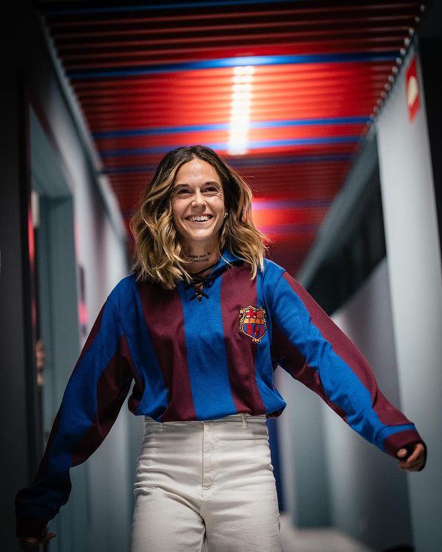 _MapsLeon's tweet image. ⸻ María Pilar León Cebrián ⸻

⠀⠀⠀𝑃𝑟𝑜𝑓𝑒𝑠𝑠𝑖𝑜𝑛𝑎𝑙 𝒇𝒐𝒐𝒕𝒃𝒂𝒍𝒍𝒆𝒓 (𝑭𝑪 𝑩𝒂𝒓𝒄𝒆𝒍𝒐𝒏𝒂). 𝐿𝑒𝑠𝑏𝑖𝑎𝑛 𝒃𝒂𝒃𝒆. 🏳️‍🌈🇪🇦
⠀୧⠀  ⠀ᴸᵒᵒᵏˢ ᶜᵃᶰ ᵇᵉ ᵈᵉᶜᵉᶤᵛᶤᶰᵍ ⠀  ⠀୨
⠀⠀        #FreeRol 

RT + ♡