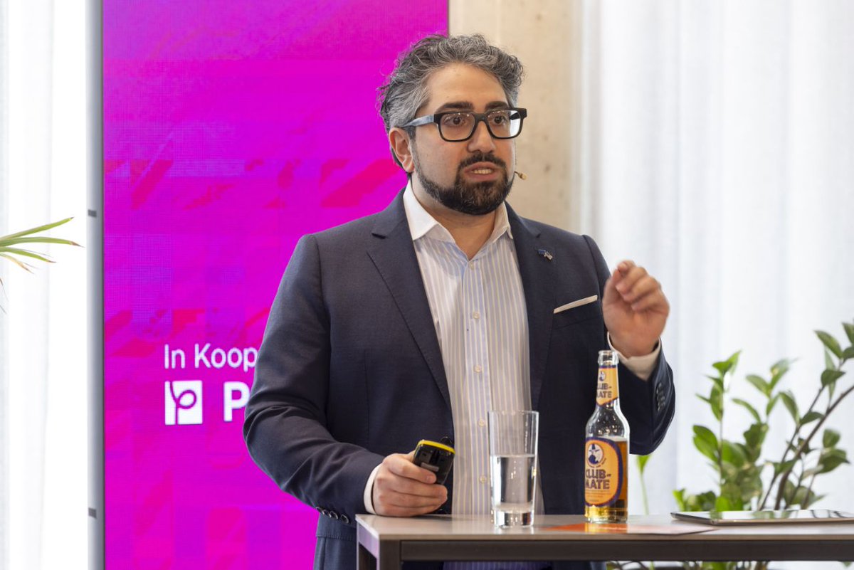 manouatwork's tweet image. #Gaming-based #GovTech will allow us to turn research into real innovation and impact - my keynote at @handelsblatt #HBGovTech 2024 in Berlin today

many thanks for having me 😇