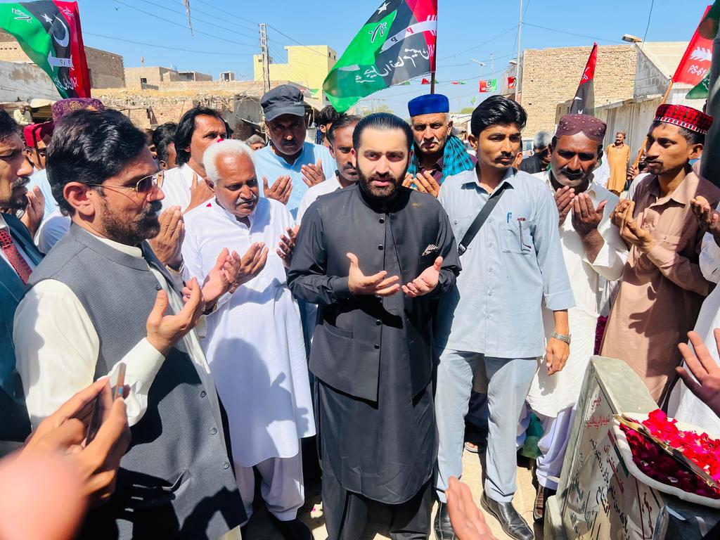 bhattijani1's tweet photo. Young PPP Leader @rawalsharjeel Sb Inaugurated 50,000 Square Feet Pure Block Scheme Work of T Qaiser City Road .By @sharjeelinam Sb in his Constituency.Special Thanks To MPA @sharjeelinam Sb, @rawalsharjeel Sb For Doing Hard Work For The Betterment Of People's. #DevelopmentInPS61 https://t.co/lQbGR5zc48