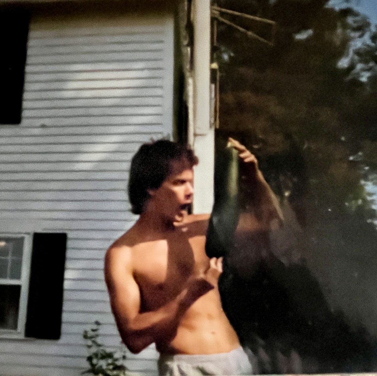 kevinbacon's tweet photo. This isn’t my first (zucchini) rodeo. Circa 1988 #TBT https://t.co/MaWGdYbfL0