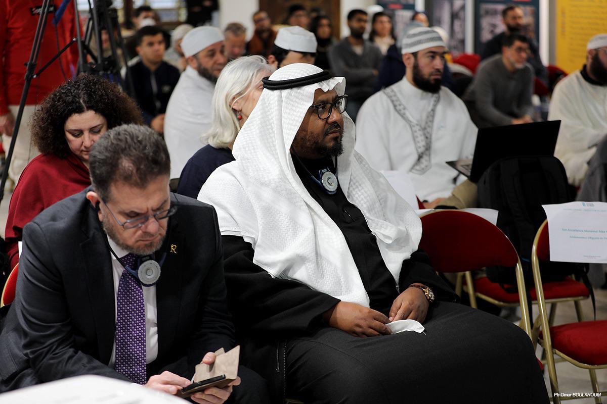 mosqueedeparis's tweet image. La Grande Mosquée de Paris organisait ce jeudi une « #Journée d’étude sur la #traduction du Noble Coran », en présence de plusieurs personnalités musulmanes internationales, dont S.E.M. Alaa Youssef, ambassadeur d’Égypte en France.

La journée d’étude intervient à l’heure où la