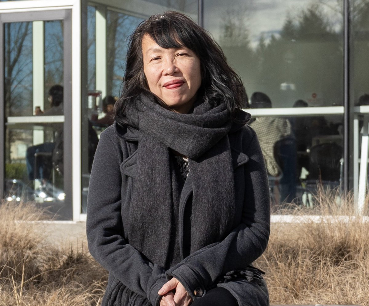 langaracollege's tweet photo. Interested in poetry, memoir, nonfiction and creative writing? Join beloved local poet and Langara's 2024 Writer in Residence, Evelyn Lau, for a special public talk on Mar 6. The event will be followed by a book signing and reception. RSVP at https://t.co/H3l3EkgNQv. #CanLit https://t.co/n0KOOdnkst