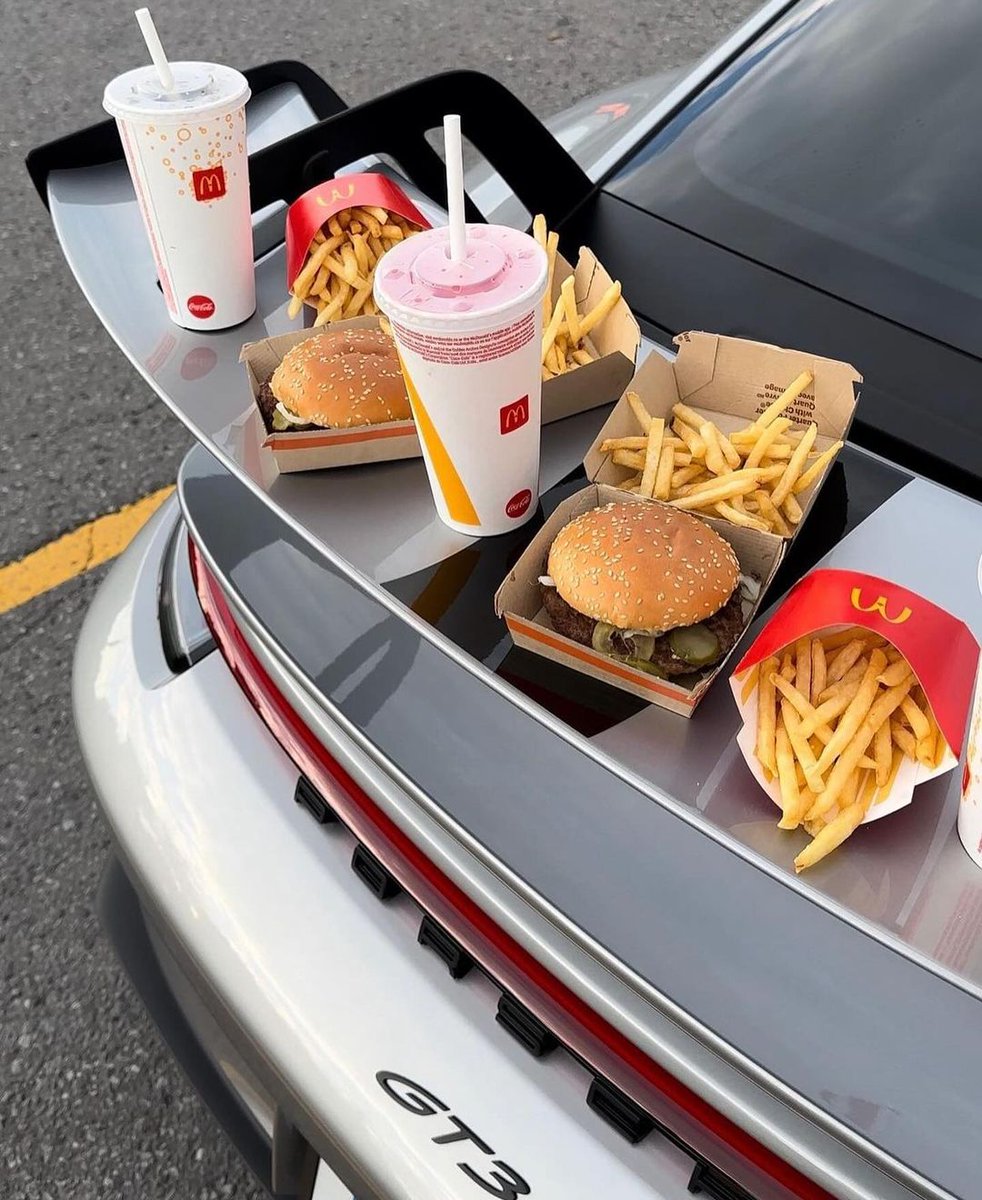 motorforms's tweet photo. Dinner is served https://t.co/xHOLoWh5YG