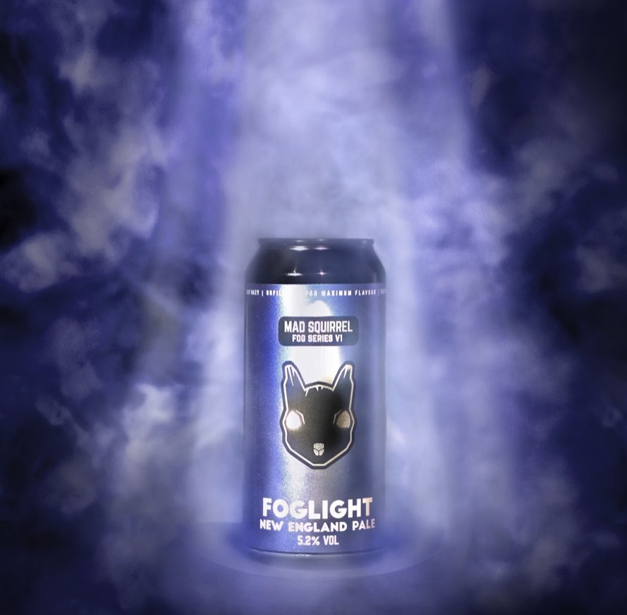 🌫️🔦 Welcome Foglight - the first in our trio of New England beers brewed super-hazy with London Fog Yeast® 🍻This hazy pale boasts a radiant burst of citrus and tropical notes with grapefruit aromas. Let the soft glow of Foglight guide you through a haze of flavour. Cheers!