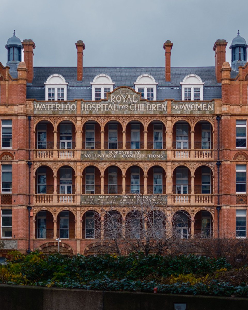 thebumpercrew's tweet photo. Royal Waterloo Hospital for Children and Women | London

Who even is Wes Anderson?

#awa #thebumpercrew #explorelondon  #RoyalWaterlooHospital #ChildrenAndWomen #London #WesAnderson #CoolBuilding #ArchitectureLovers #HistoricLondon #LondonLandmarks #waterloo #waterloolondon https://t.co/hlxXSBFMsw