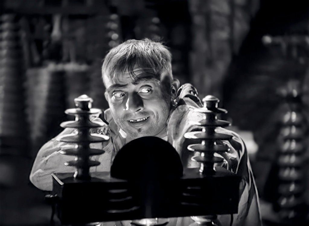 ROD_Podcast's tweet photo. Happy Horror Birthday!

Dwight Frye-1899

https://t.co/kY04lnkims

#evil #horror #Birthday #scary #evilqueensf #love #reflectionsofdarkness #thisday #horrorhistory #podcast #horrorfan #horrorpodcast  #horroricon #horrorstar #happyhorrorbirthday #dwightfrye #actor #talented https://t.co/oaRX21zPKm