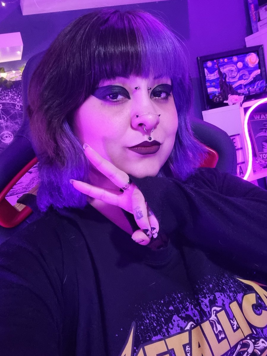 Tostada_Square's tweet photo. Ya en directoooo vengaaaan 💜🫰🏼💀 #streaming #mexicana 
https://t.co/pfIQhhoZCL https://t.co/GVZJUc8Gpo