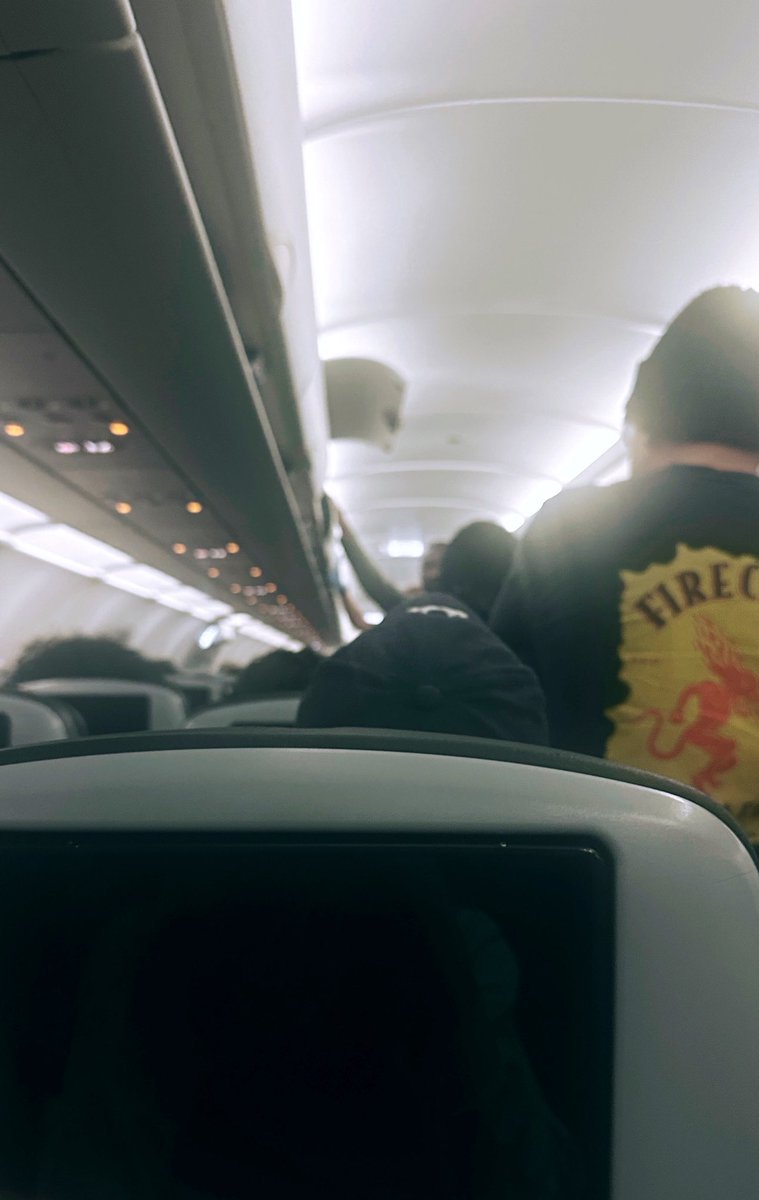 Julia Lee tweet media