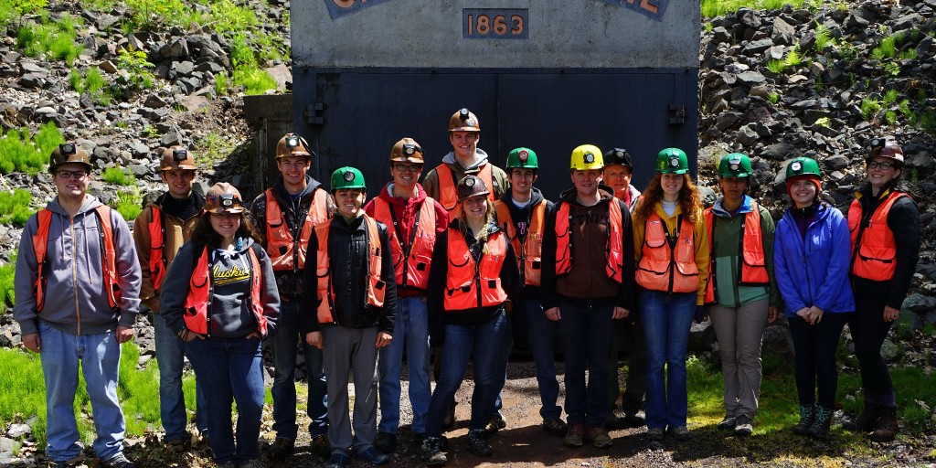 mtu_engineering's tweet image. Calling all @michigantech alumni in Phoenix, AZ. Join us for the @mtugeomining alumni social during MineXchange 2024 @SME_MFG Annual Conference, 5:30-7:30 PM, Tues. Feb 27, 2024, at Sheraton Phoenix Downtown. Hope to see you there! ow.ly/joqs50QGNi5
#mining #engineering