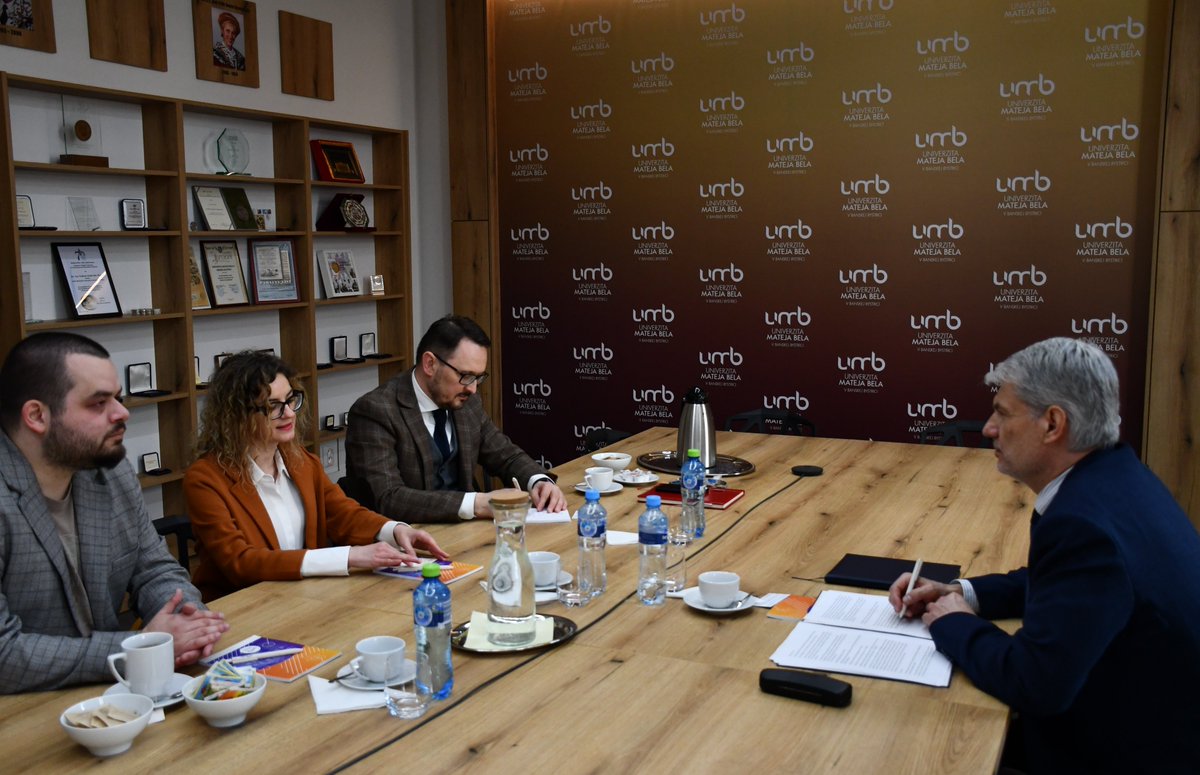 Anton Hruboň tweet media