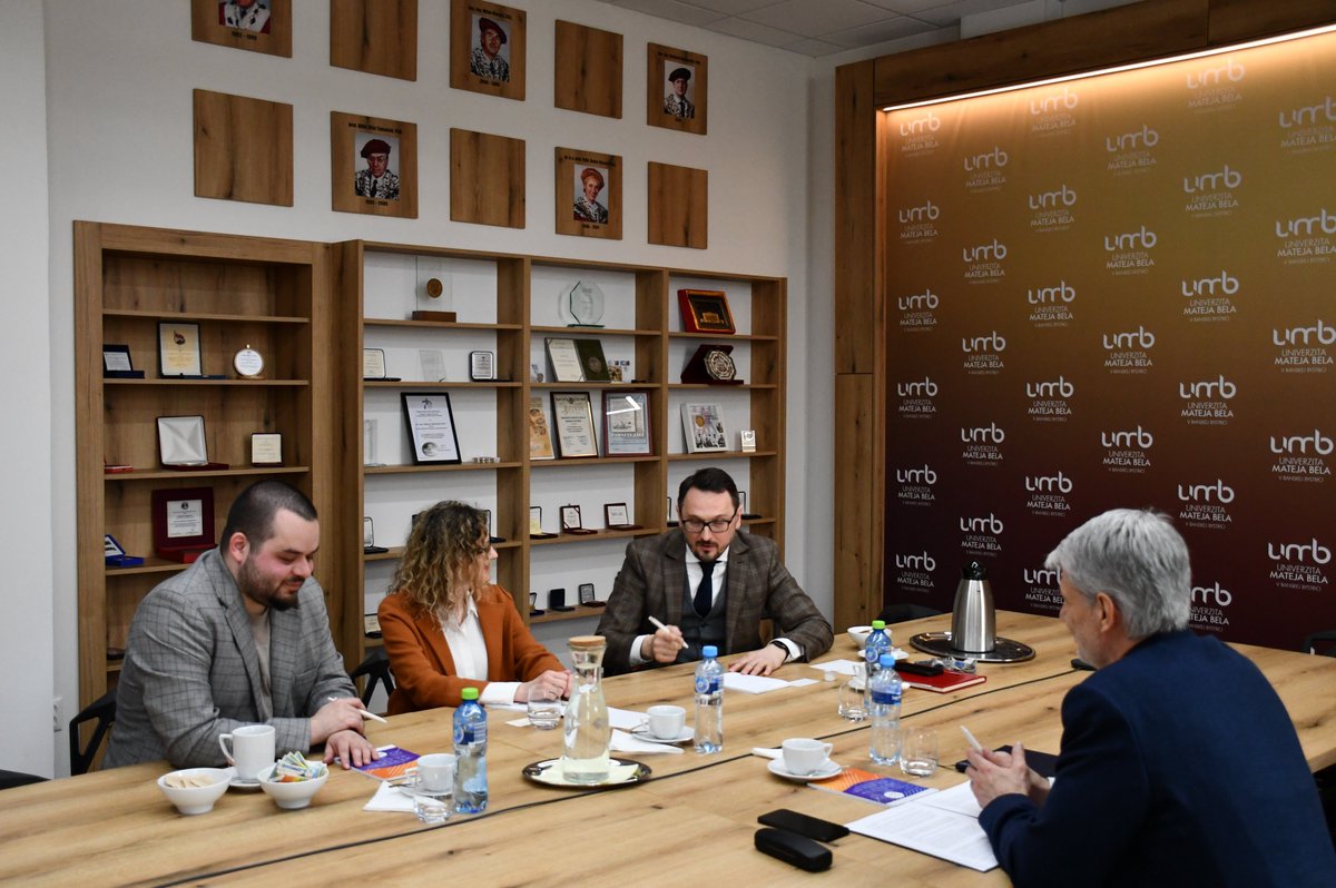 Anton Hruboň tweet media