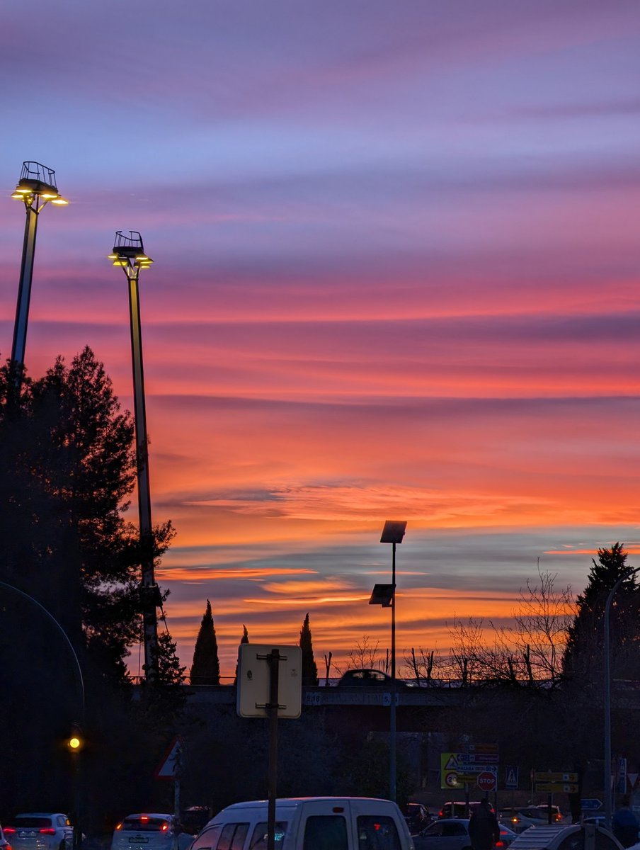 Están los cielos en Granada últimamente bonitos